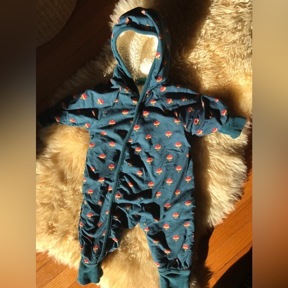 Toadstools Snowsuit - Picture 6 of 12